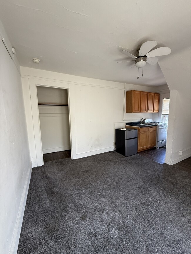 Photo - 632 Howard Place