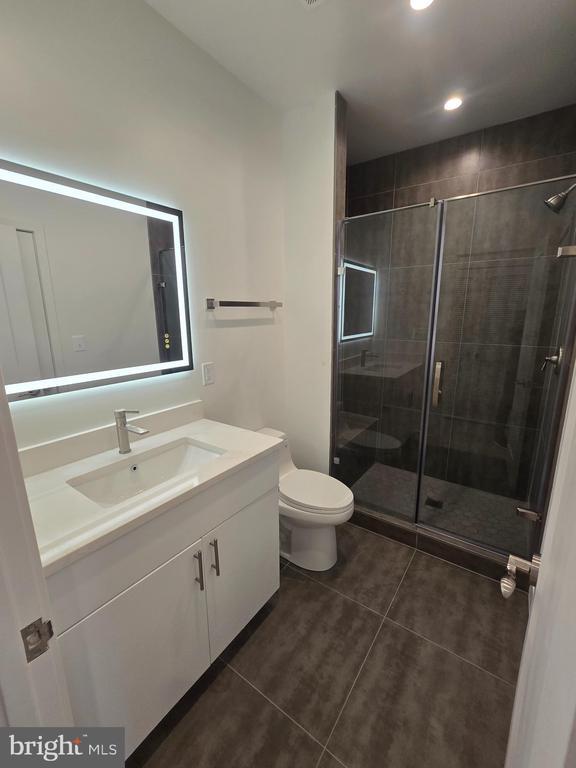 Photo - 2536 Elvans Rd SE