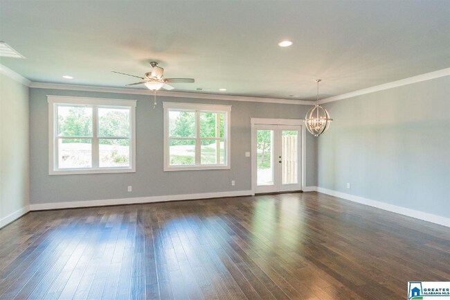 Photo - 415 Sunbelt Dr