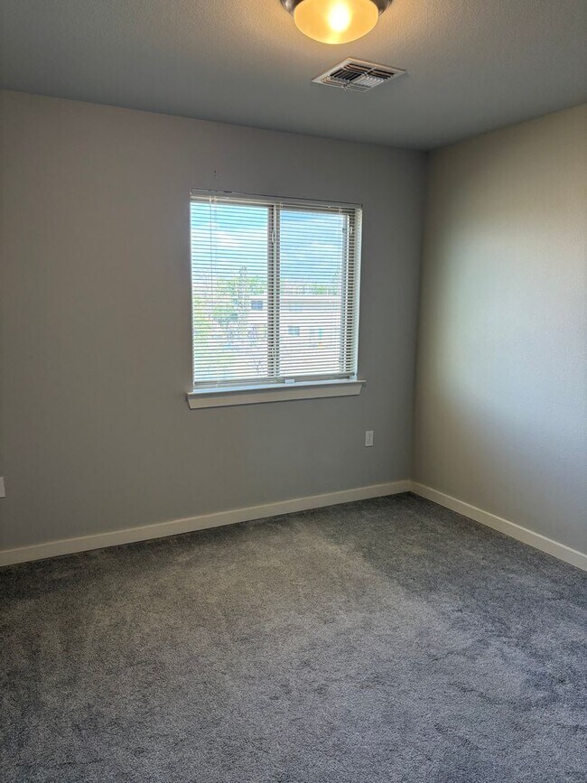 Photo - 11571 Leonor Duran St