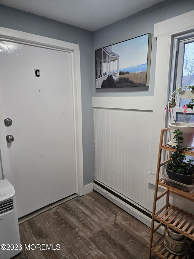 Building Photo - 43 Webb Ave Unit C