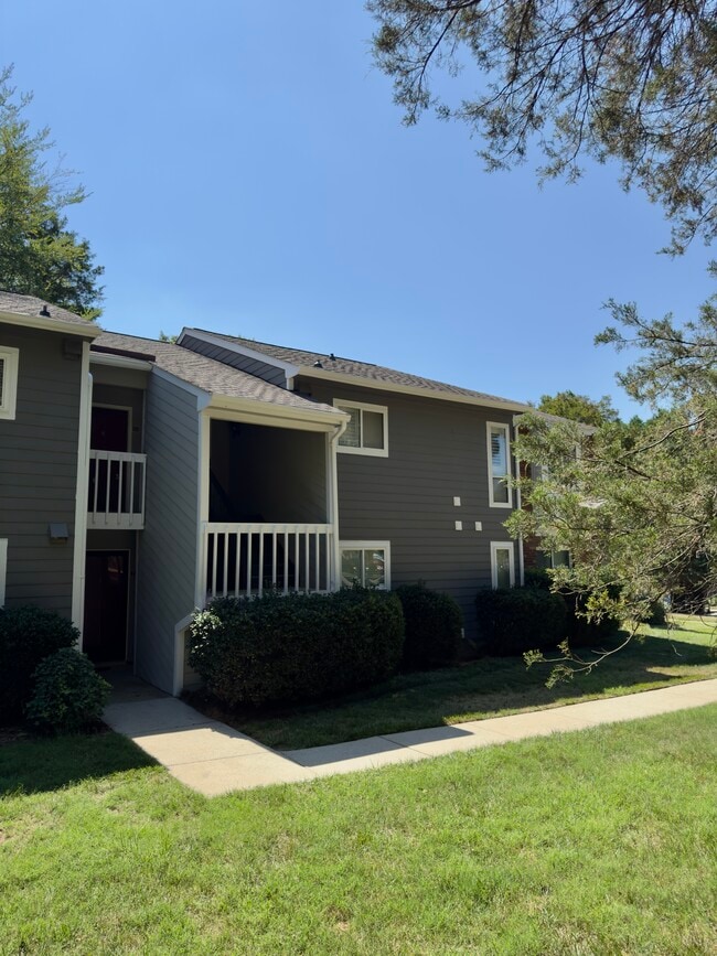 Building Photo - 3100 Heathstead Pl Unit H