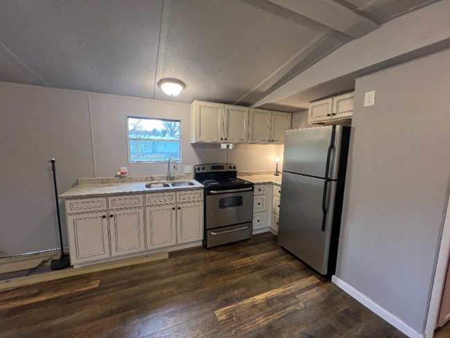 Photo - 35 Fountain Cir