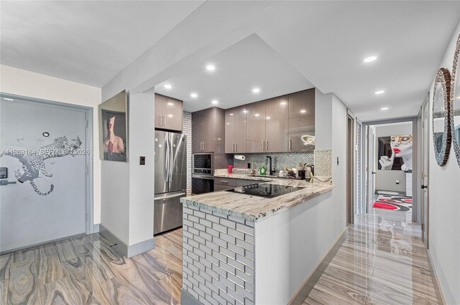 Photo - 1345 Lincoln Rd Unit 1105