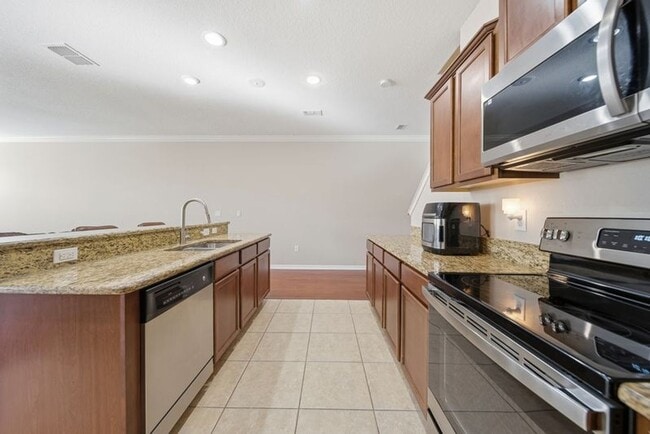 Photo - Located in the gated Hammocks community, professionally managed & PRIVATE OWNER