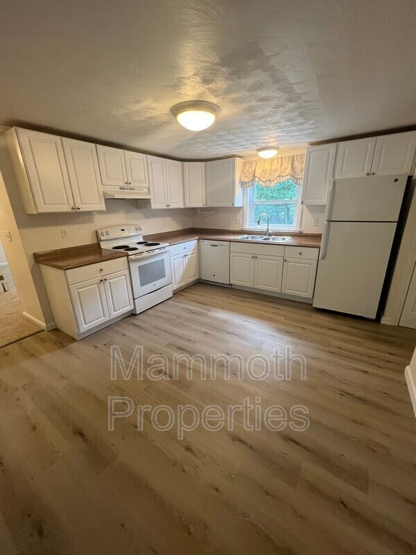 Building Photo - 32 Concord Rd Unit 3 Rental