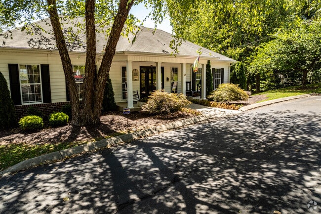 Photo - East Forest Park