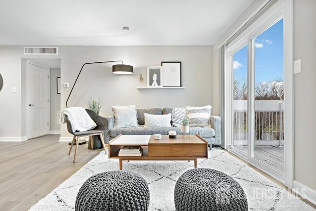 Photo - 1000 Pheasant Hollow Dr