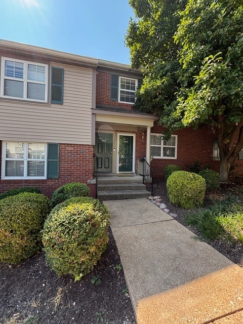 Photo - 1435 Bobolink Pl