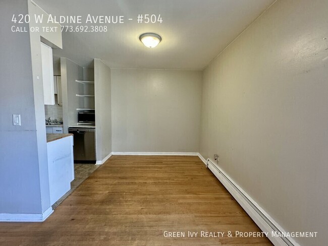 Photo - 420 W Aldine Ave Unit #504