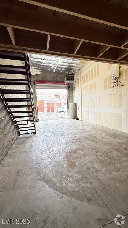 Building Photo - 1613 Carse Dr Unit 0 Rental