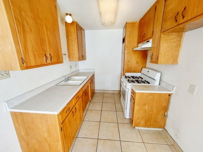 Photo - 213 Panamint Ave Unit D