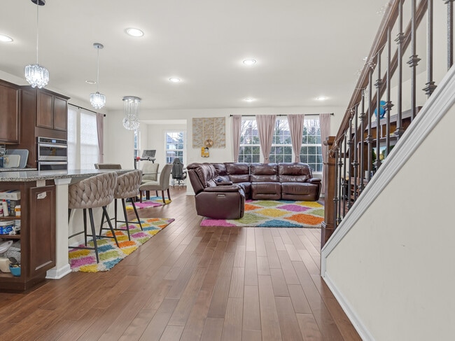 Photo - 61 Pacific Ave