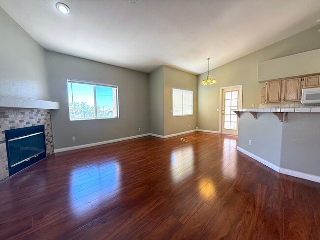 Building Photo - 5225 W Reno Ave Rental