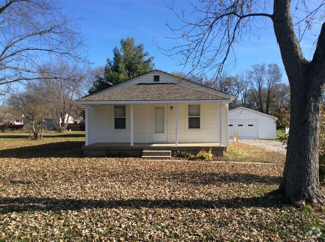 Building Photo - Wayne Twp - 2 Bedroom home