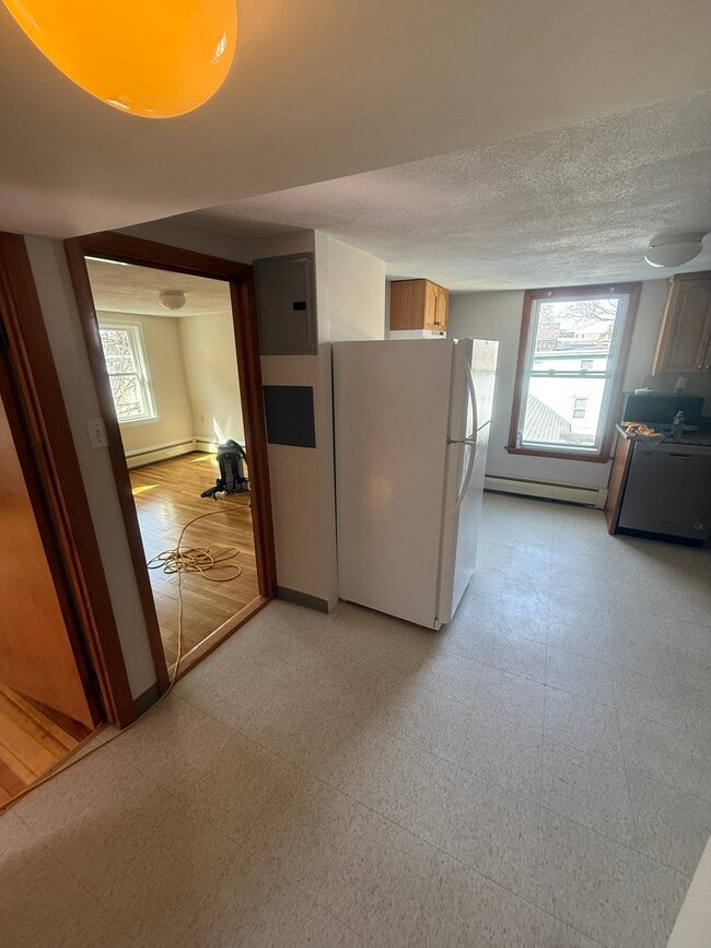 Photo - 22 8th St Unit 3