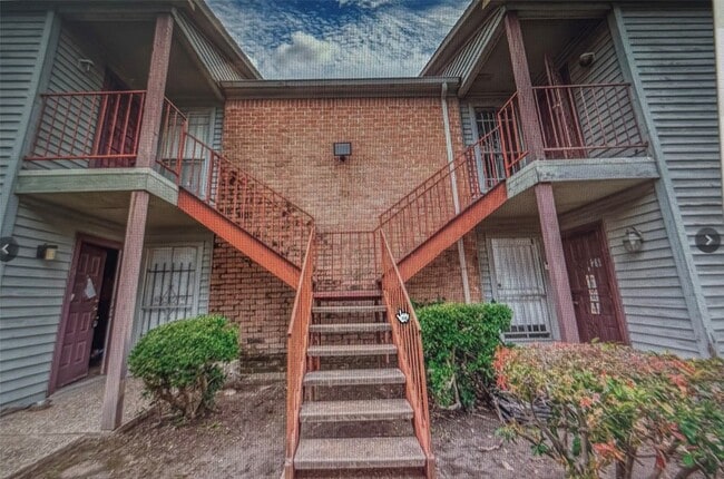 Building Photo - 9350 Country Creek St Unit 25