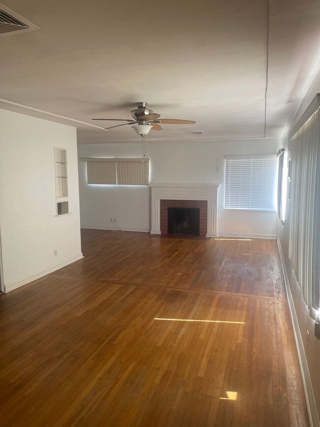 Photo - Pacific Beach House in Prime Location! Off-Street Parking, Garage, Fenced Backyard & Covered Patio!