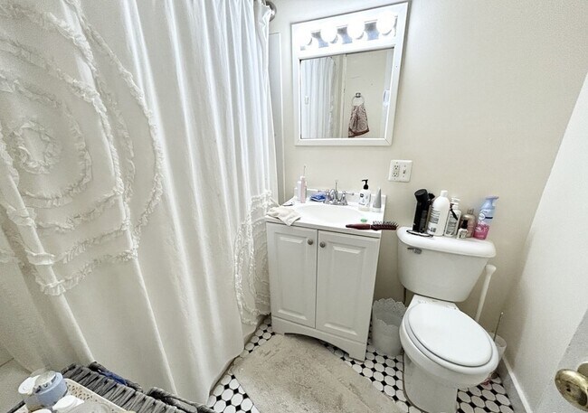 Photo - 39 Hemenway St Unidad 2