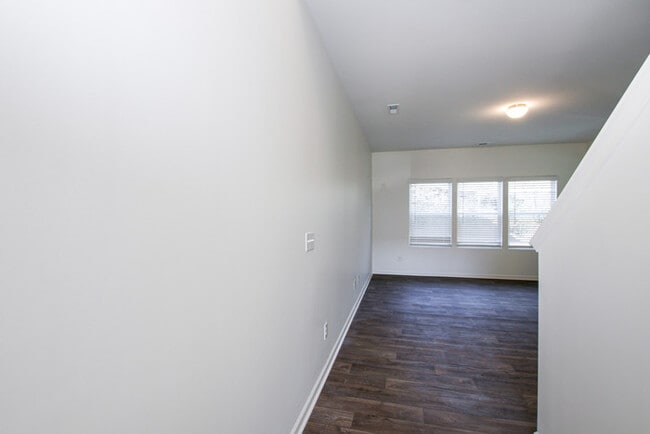 Photo - 3BD/2.5 Bath Townhome in Midland Wyntree C...