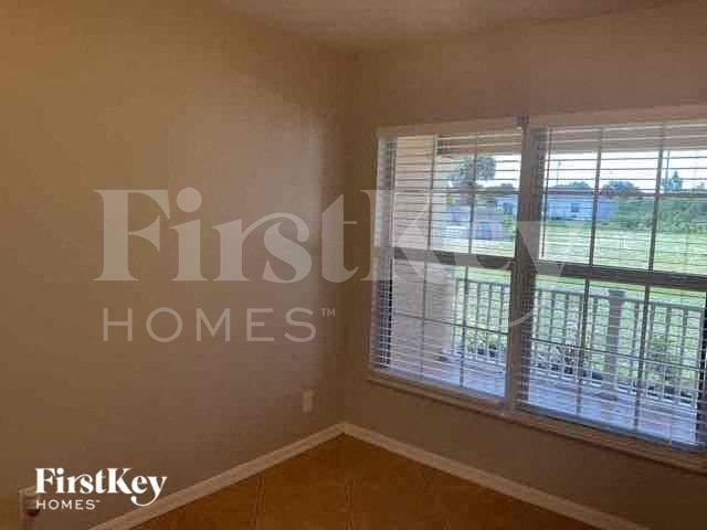 Photo - 2731 SW 2nd Ln