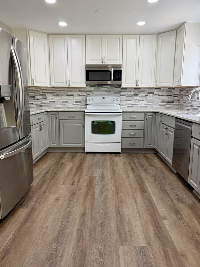 Photo - 1523 Ashburnham Dr