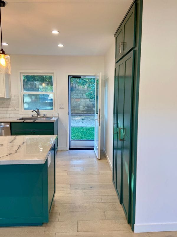 Photo - 508 Sheridan Way