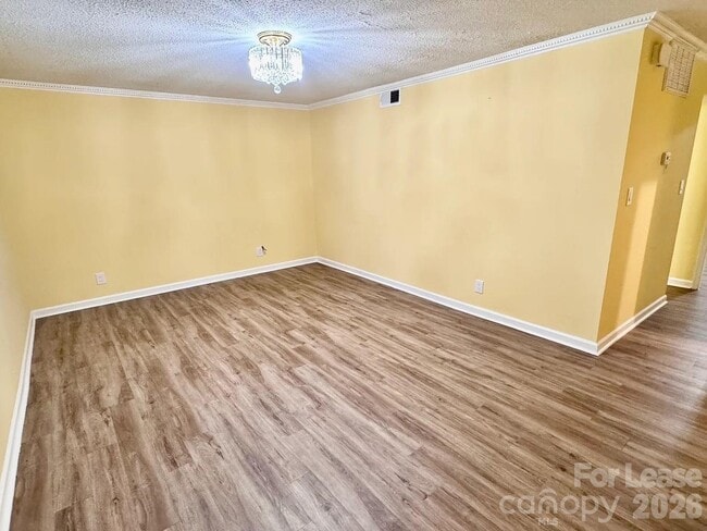 5808 Hunting Ridge Ln Unit A