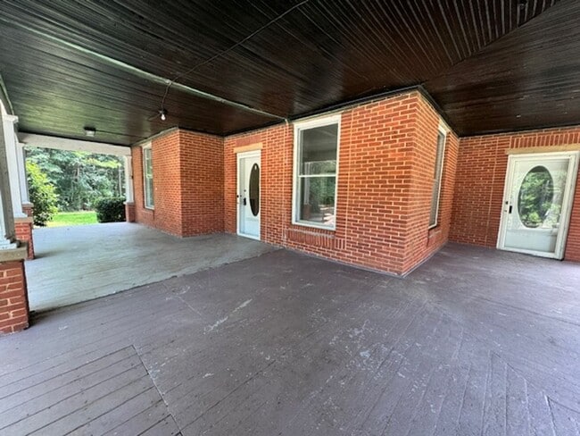 Photo - 56 Frost School Rd