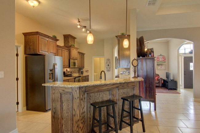 Photo - 3917 Giants Drive