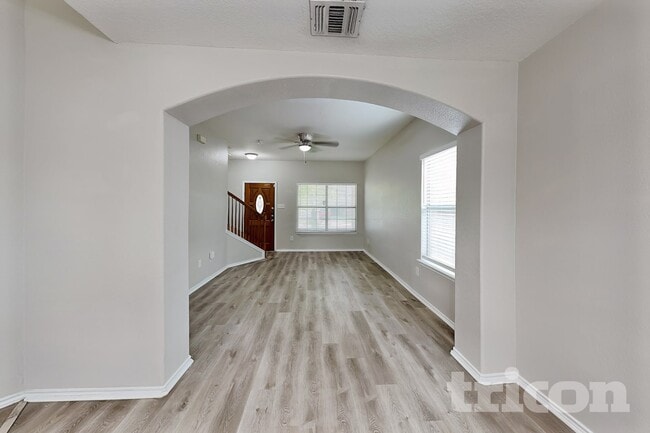 Photo - 8210 Grissom Cir