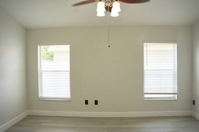 Photo - 12326 Hawkeye Point Pl