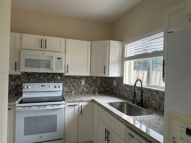 Photo - 1142 NE 41st Terrace