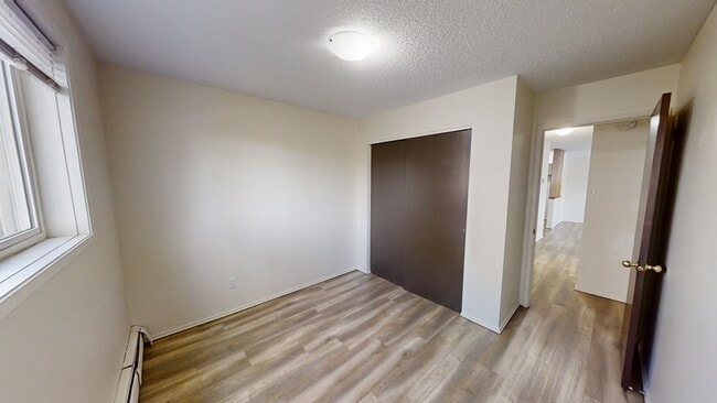 Photo - 9807-9108 108 Ave Unit 105