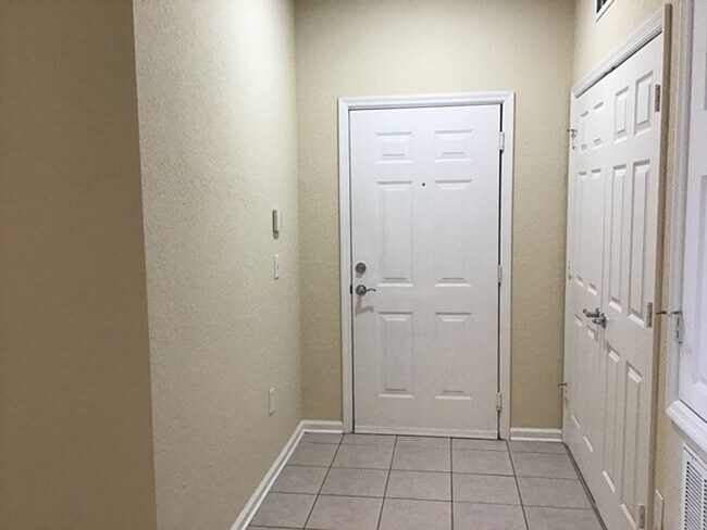 Photo - 6240 Contessa Dr Unit 303