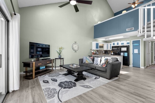 Photo - Free Utilities!! Seasonal Rental Available... Unit 33-H
