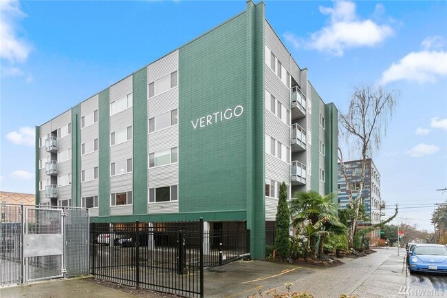 Building Photo - 705 E Republican St Unit Vertigo