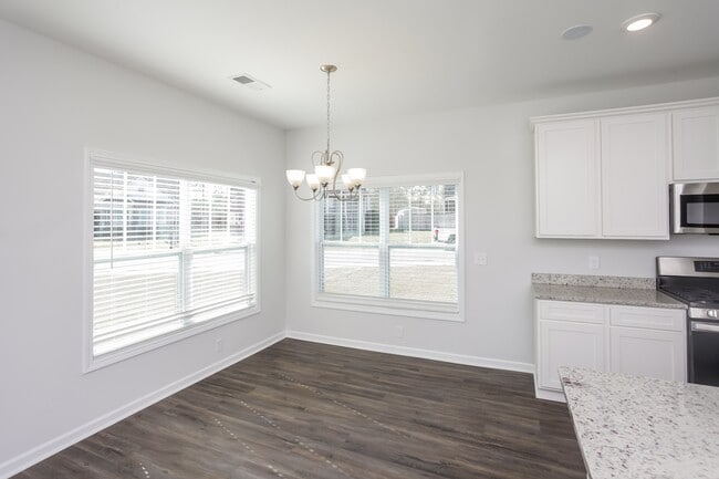 Photo - 17 Furlong Downs Street