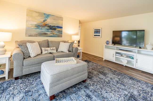 Windsor House Apartments