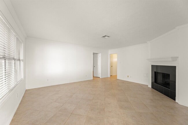 Photo - 15751 Fern Basin Dr