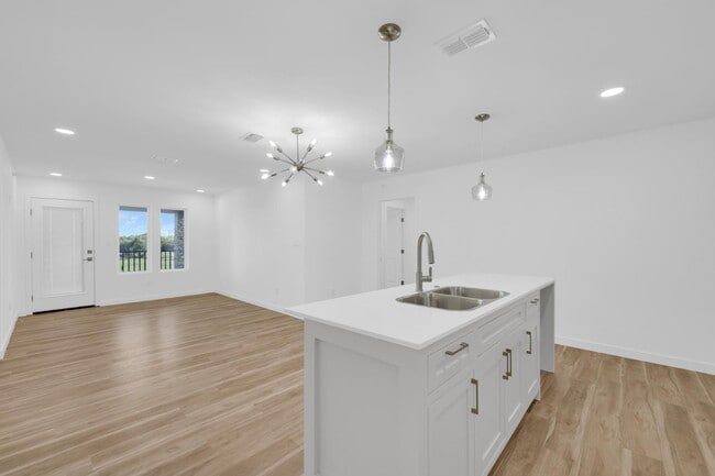 Photo - 2515 Gamez Dr