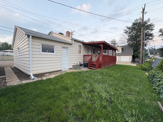 Building Photo - 127 4th St W Rental