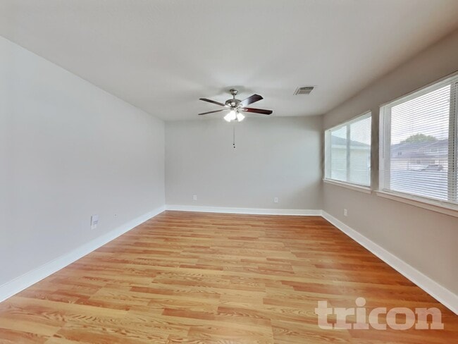 Photo - 6346 Hall Pond Ct