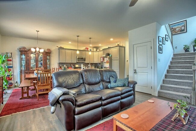 Photo - 3 bedroom townhome