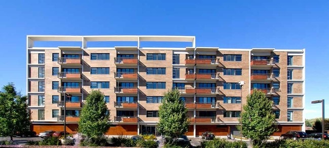 Building Photo - The BlueStem Rental