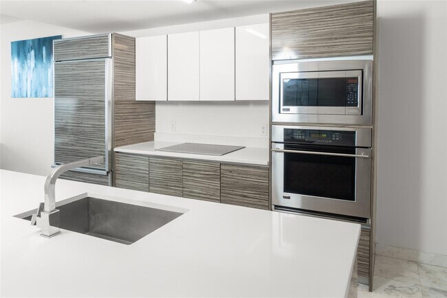 Photo - 460 NE 28th St Unit 3407