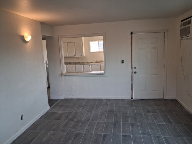 5722 Lindhurst Ave Unit A