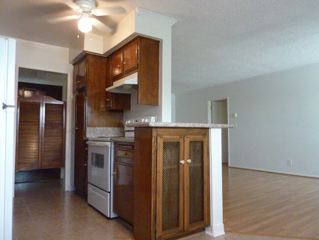 Photo - 2055 Rodney Dr Unit 205