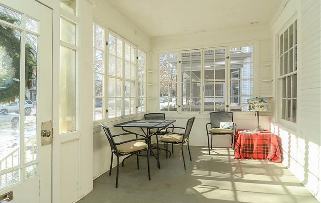 Photo - This Amazing 4BR/2 BA Home on Summit Hill ...