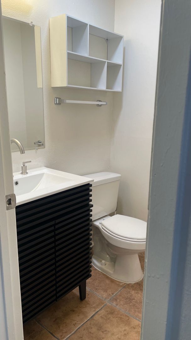 Photo - 1705 Coronado Hills Dr Unit B